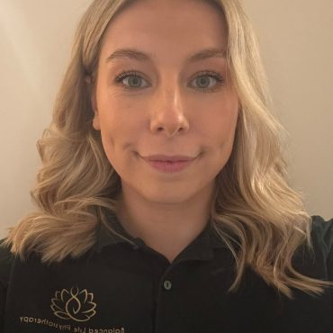 ellie McKay Chartered Physiotherapist